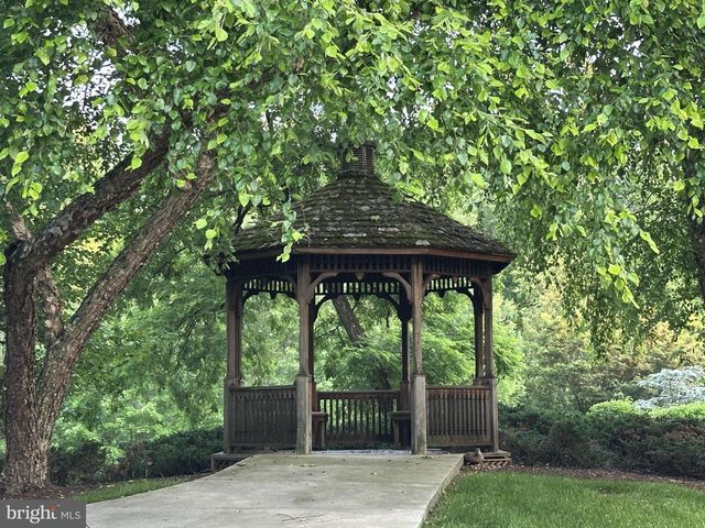 2904 N LEISURE WORLD BLVD #211, Silver Spring, MD 20906