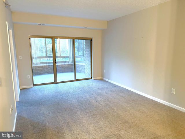 2904 N LEISURE WORLD BLVD #211, Silver Spring, MD 20906