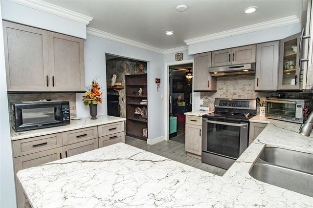 4022 CANAVERAL GROVES BOULEVARD, Cocoa, FL 32926