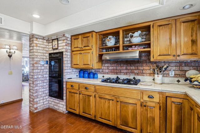 620 MOUNT CRISTO REY Lane, El Paso, TX 79922