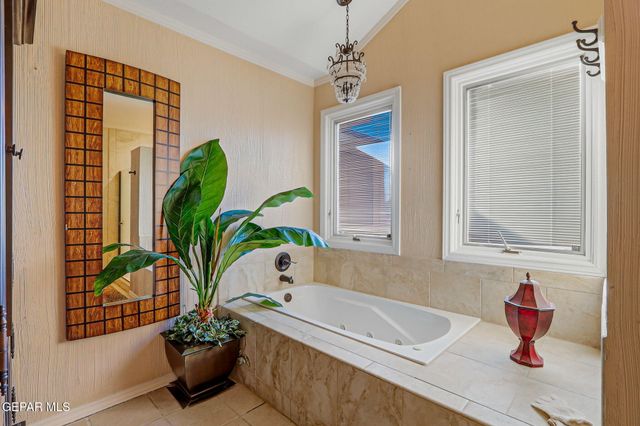 620 MOUNT CRISTO REY Lane, El Paso, TX 79922