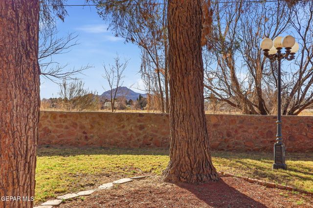 620 MOUNT CRISTO REY Lane, El Paso, TX 79922