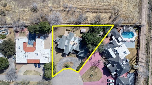 620 MOUNT CRISTO REY Lane, El Paso, TX 79922