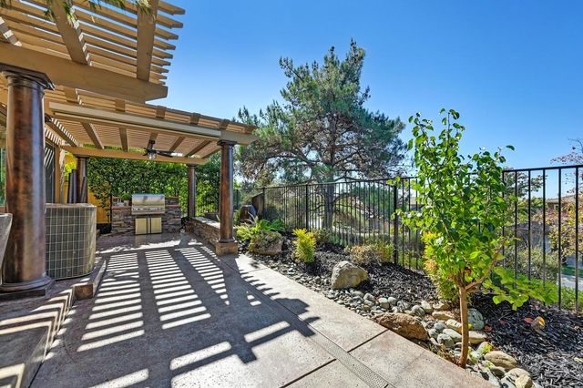 504 Silvaner Ct, El Dorado Hills, CA 95762
