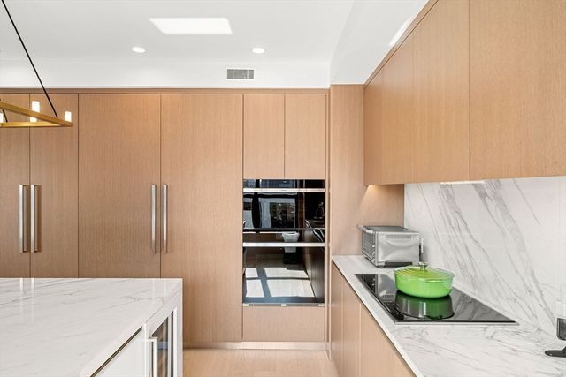 300 Boylston St PH1201, Boston, MA 02116