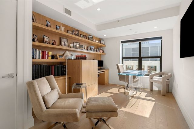 300 Boylston St PH1201, Boston, MA 02116