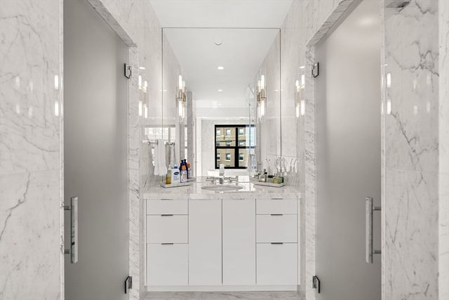 300 Boylston St PH1201, Boston, MA 02116