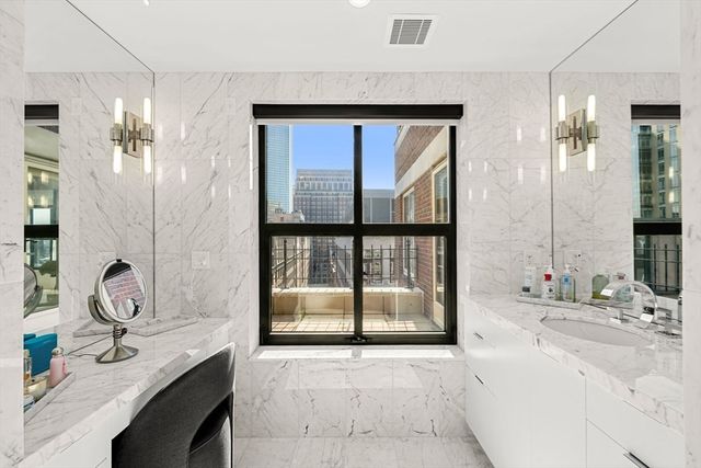 300 Boylston St PH1201, Boston, MA 02116