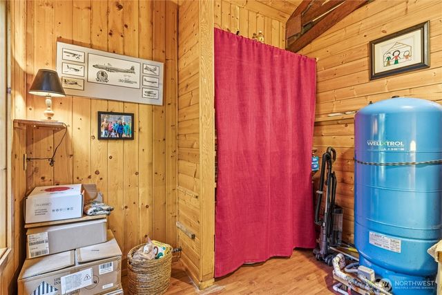 10707 Thompson Creek Road, Deming, WA 98244