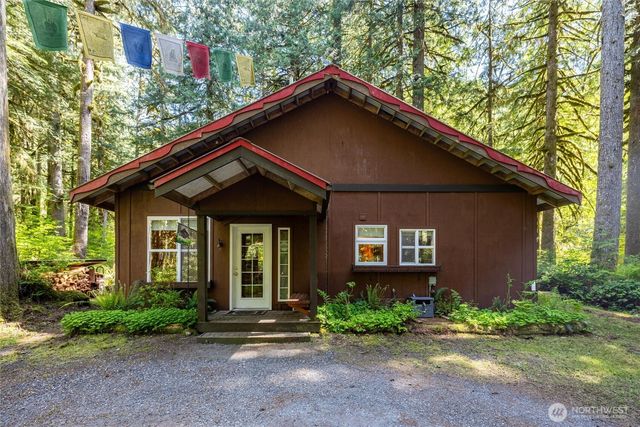 10707 Thompson Creek Road, Deming, WA 98244