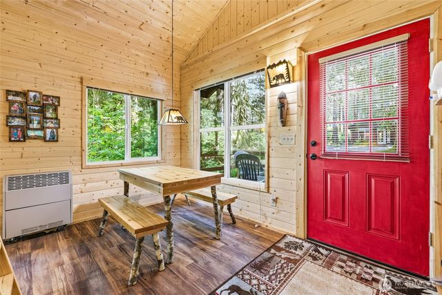 10707 Thompson Creek Road, Deming, WA 98244