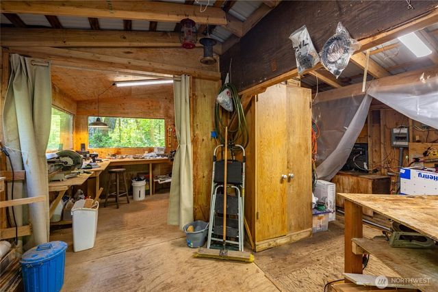 10707 Thompson Creek Road, Deming, WA 98244