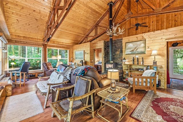 10707 Thompson Creek Road, Deming, WA 98244