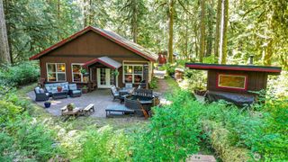 10707 Thompson Creek Road, Deming, WA 98244