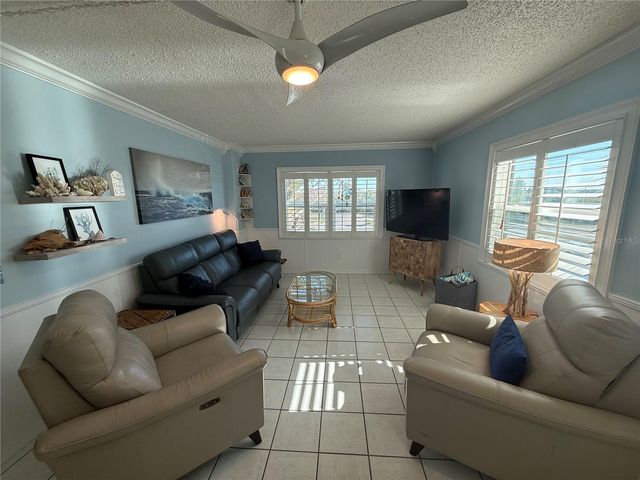18650 GULF BLVD 316, Indian Shores, FL 33785