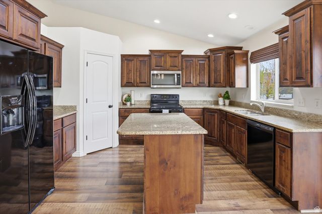 1115 S 1425 W, Clearfield, UT 84015