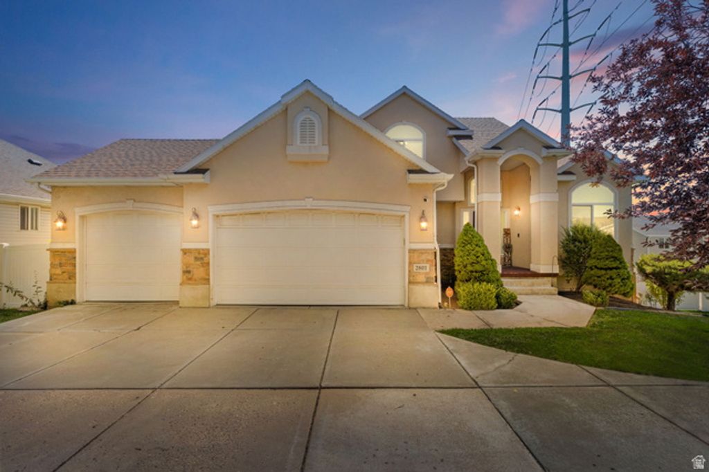 2801 N WYNDOM WAY, Layton, UT 84040 — exterior