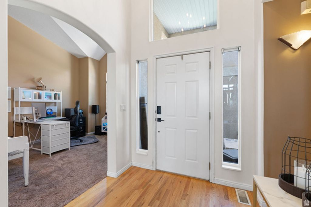 2801 N WYNDOM WAY, Layton, UT 84040 — photo 2