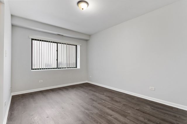 2451 W Howard Street 511, Chicago, IL 60645