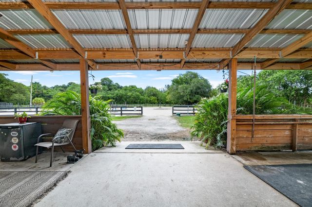 14536 North Road, Loxahatchee, FL 33470