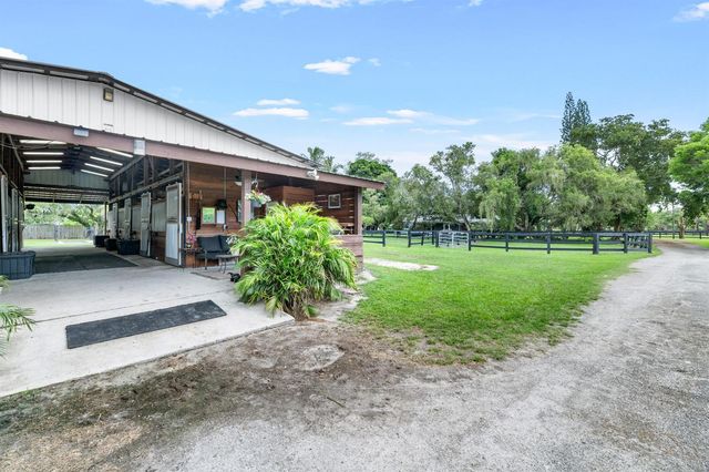 14536 North Road, Loxahatchee, FL 33470