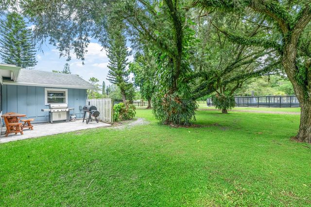 14536 North Road, Loxahatchee, FL 33470