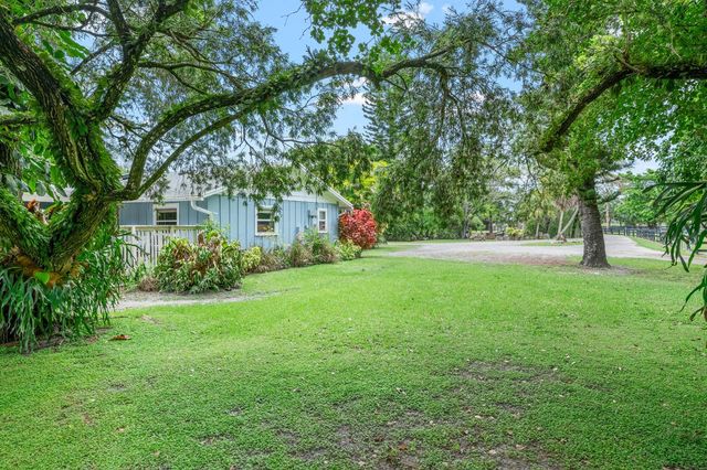 14536 North Road, Loxahatchee, FL 33470