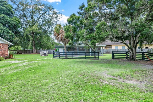 14536 North Road, Loxahatchee, FL 33470