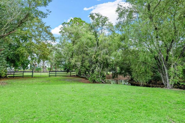 14536 North Road, Loxahatchee, FL 33470