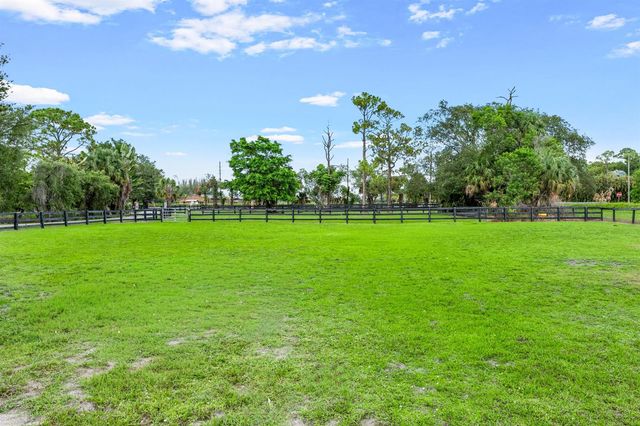 14536 North Road, Loxahatchee, FL 33470