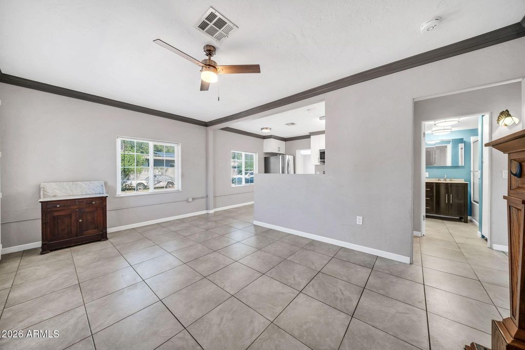 7505 N 60TH Avenue, Glendale, AZ 85301 — photo 4