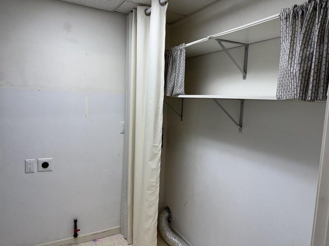 825 Sutherland Avenue, Janesville, WI 53545