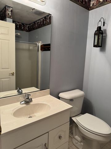 825 Sutherland Avenue, Janesville, WI 53545