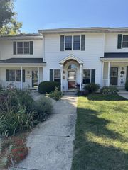 825 Sutherland Avenue, Janesville, WI 53545