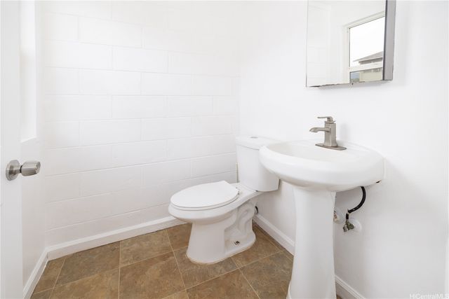 85-114 Ala Walua Street B, Waianae, HI 96792