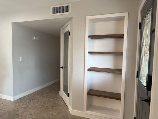 4616 E Pershing Avenue, Phoenix, AZ 85032