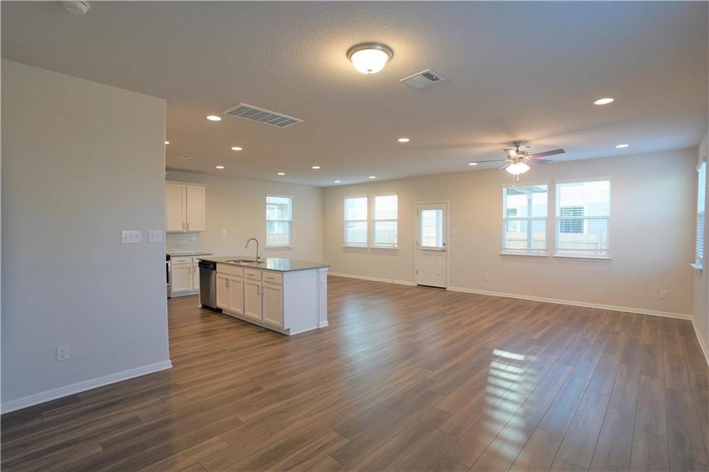 12110 Tolson DR, Manor, TX 78653
