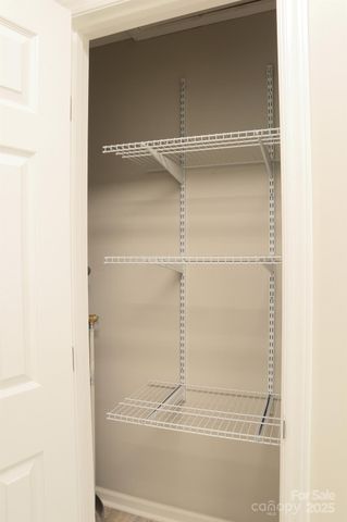 525 12th Street SW 26, Hickory, NC 28602