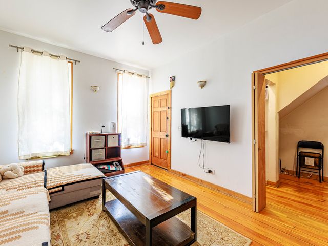 2016 W 22nd Place, Chicago, IL 60608