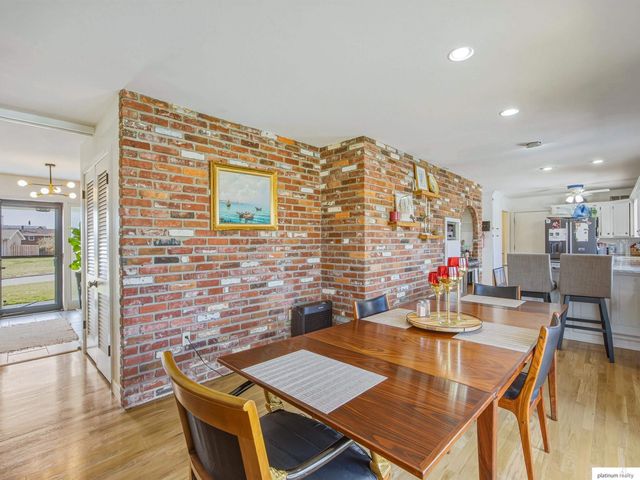 10324 Hilltop Road, Omaha, NE 68134