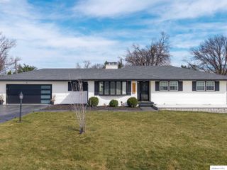 10324 Hilltop Road, Omaha, NE 68134