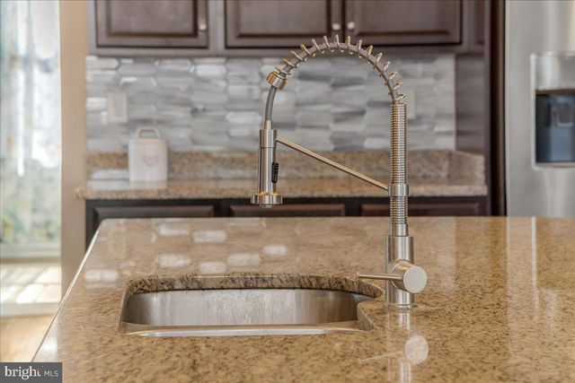 1006 HUNTERS KNLS, Myersville, MD 21773