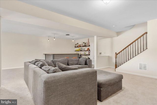 1006 HUNTERS KNLS, Myersville, MD 21773