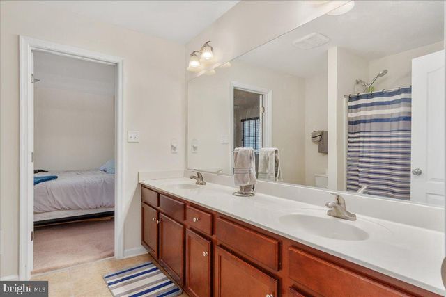 1006 HUNTERS KNLS, Myersville, MD 21773