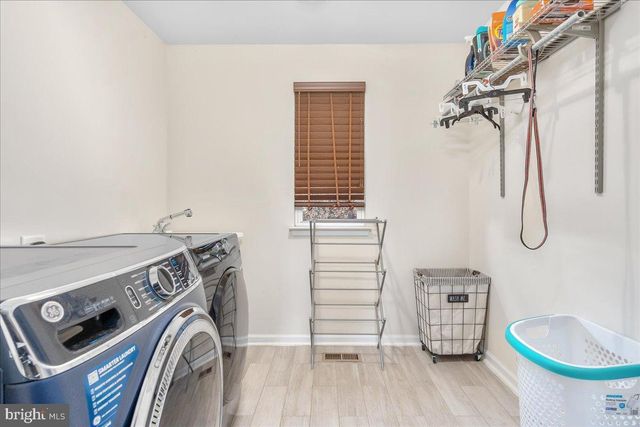 1006 HUNTERS KNLS, Myersville, MD 21773