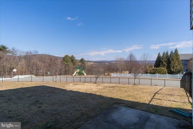 1006 HUNTERS KNLS, Myersville, MD 21773