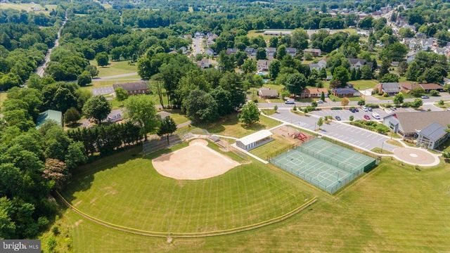 1006 HUNTERS KNLS, Myersville, MD 21773