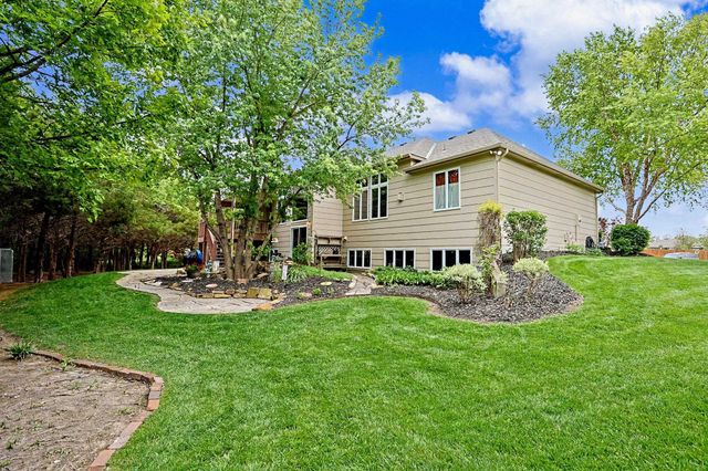 12630 E Zimmerly Ct, Wichita, KS 67207