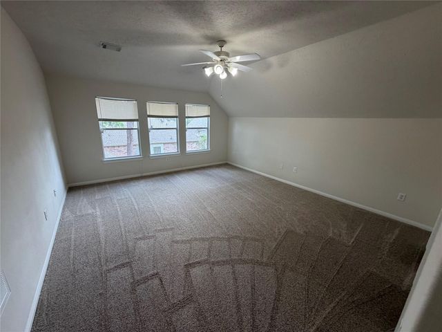 27 Yacht Harbor, Montgomery, TX 77356