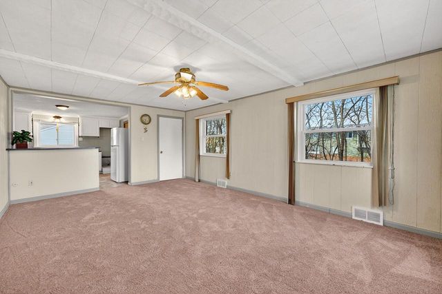 3561 S 31st STREET, Greenfield, WI 53221